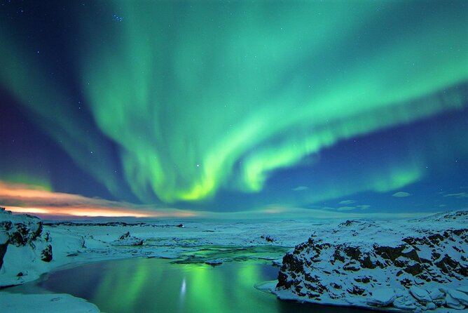 Northern Lights Bus Tour from Reykjavik with Hot Chocolate - Hot chocolate in the cold: a small inclusion that actually changes the night