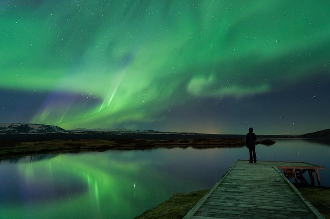 Northern Lights Guided Bus Tour from Reykjavik - On Board Comfort: Wi-Fi, Group Size, and the Cold Reality