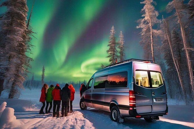 Northern Lights Small Group Tour from Reykjavik - Hot chocolate, donuts, and the small comfort wins