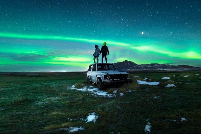 Northern Lights Small-Group Tour with Free Photos & Hot Chocolate - Key things to know before you go