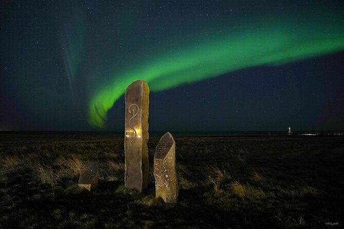 Northern Lights Small-Group Tour with Hot Chocolate & Photos - Photo inclusion: when you get them, and how to think about them