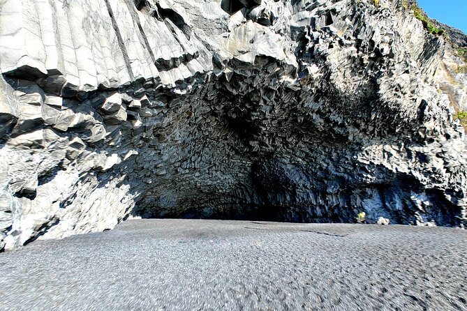 One-Day Tour: Private South Coast with Diamond Beach Adventure - Stop 2 in Selfoss: A Quick Town Pause With Big-Attraction Access