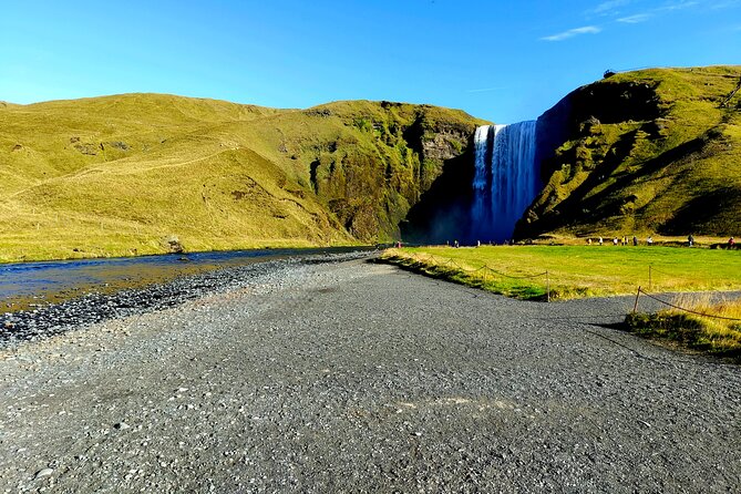 One-Day Tour: Private South Coast with Diamond Beach Adventure - Reynisfjara Black Sand Beach (Included) and Vik í Mýrdal: Where the Day Turns Dramatic