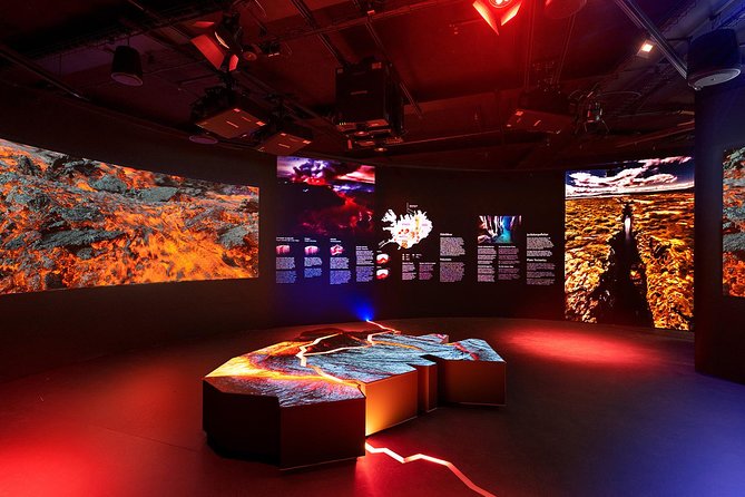Perlan - Wonders of Iceland Experience - Áróra Northern Lights planetarium: a guided-feel show without the cold
