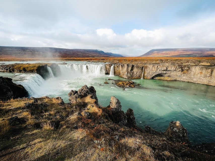 Port Akureyri: Godafoss Waterfall, Myvatn and Baths Tour - Skútustaðagígar pseudo craters: the science stop that is still fun