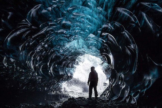 Private 2-Day Glacier Lagoon, Ice Cave and Northern Lights - Day 1: Seljalandsfoss, Skogafoss, Reynisfjara, and the South Coast photo circuit