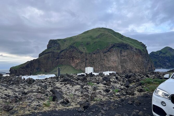 PRIVATE 2-Hours Tour - Westman Islands with a local in a BMW X5 - Comfort and car rules: bottled water only, no snacks, no smoking