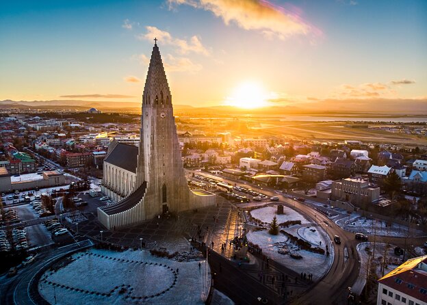 Private 3 Hours Tour with Airport Transfer in Reykjavik - Why this private Reykjavik airport-to-city tour is such a time saver
