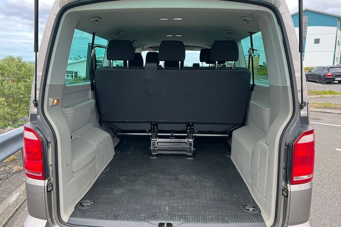 Private Airport Transfer - Private Transfer From KEF to Reykjavik, Without the Taxi or Bus Guesswork