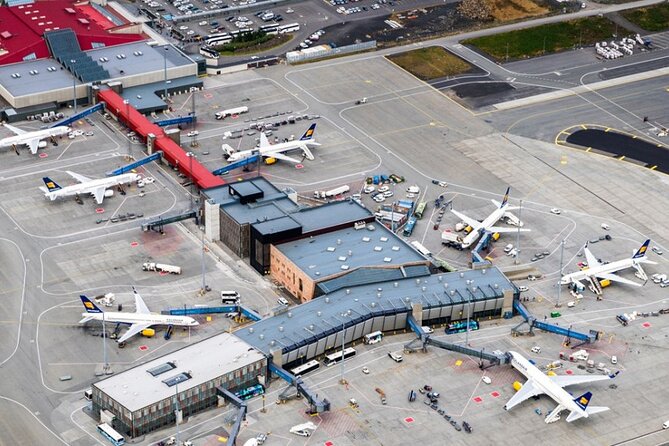 Private Airport Transfer from Keflavik airport to hotels in Reykjavik area - Key highlights to know before you book