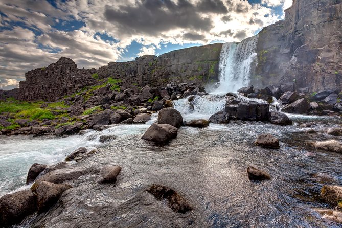 Private Golden Circle & Secret Lagoon tour from Reykjavik - Secret Lagoon at Gamla Laugin: relaxation, but plan for the extra entry