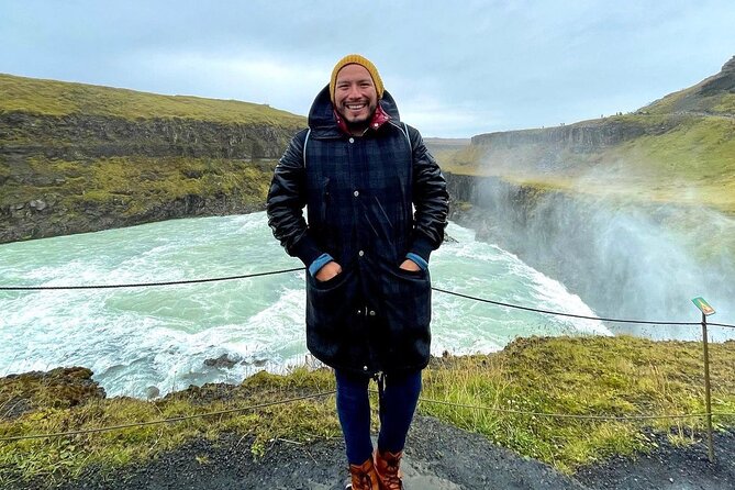Private Golden Circle tour in a premium class car. - Reykjavik Pickup and Premium-Class Car Comfort (A/C, Wi-Fi, Bottled Water)
