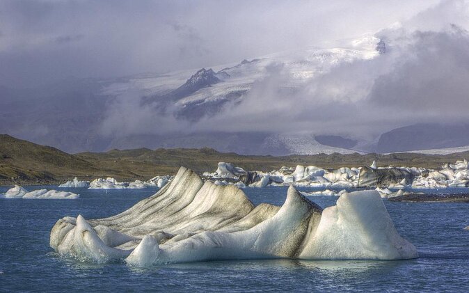 Private Jökulsárlón Glacier Lagoon 2 Day Tour & Glacier Hike - Private pacing on the South Coast, then a real glacier day