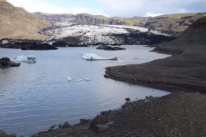 Private South Coast Tour from Reykjavik - The driving rhythm, pacing, and why Bjarni’s style matters