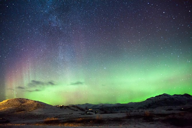 Private Super Jeep Northern lights hunt from Reykjavik - Your guide’s job: reading conditions and teaching you what you are seeing