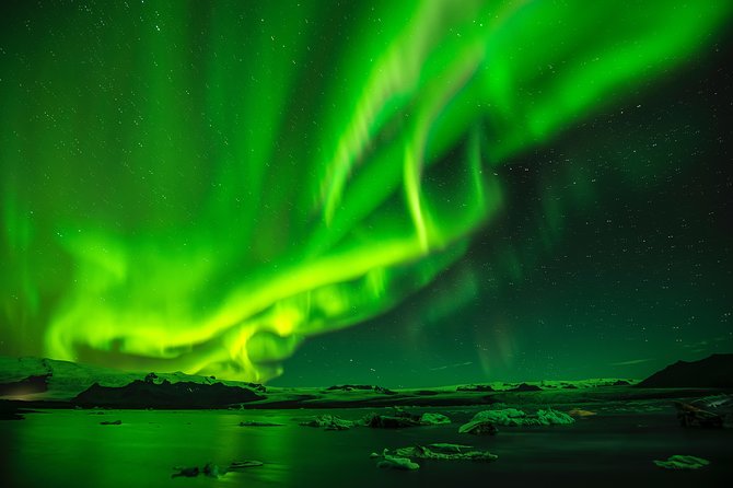 Private Super Jeep Northern lights hunt from Reykjavik - Weather, patience, and what the tour can and cannot control