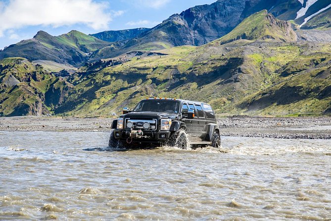 Private Thorsmork Super Jeep Tour - Stop 4: Nauthúsagil ravine and its leaf-roof feel