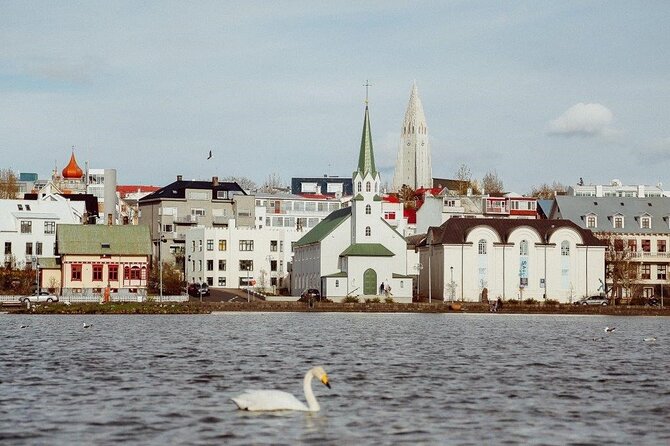 Private Transfer from or to International Airport Keflavik - KEF - Meeting Your Driver at KEF and Reykjavik Curbside