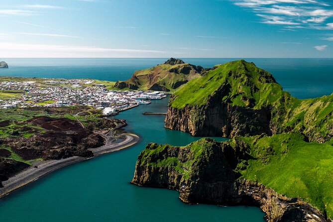 Puffin and Volcano Tour with Ebbi - Ebbi and the small-group pace that actually gets you to the sights
