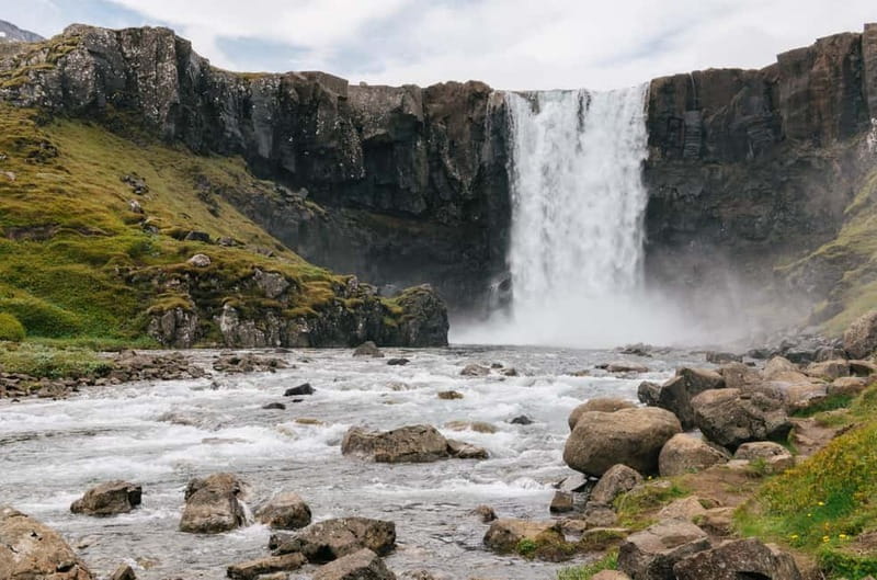 Puffin & Gufufoss Waterfall Tour from Seydisfjordur Port - Lindarbakki Turf House: A Glimpse at Traditional Living