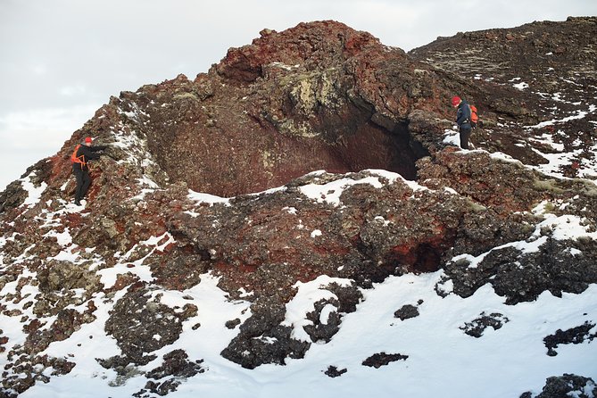 Reykjanes secret G spots - raw edition - Damian and Premmi: why the guide experience feels personal, not scripted