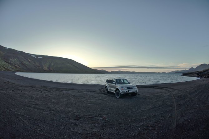 Reykjanes secret G spots - raw edition - Pickup across the Reykjavik region makes the day easier
