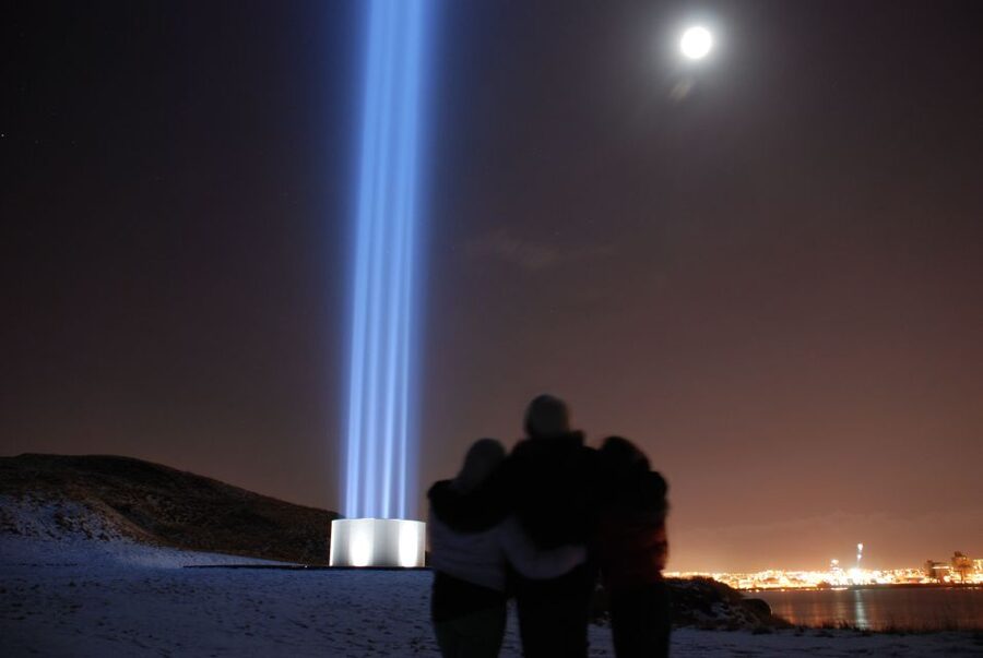 Reykjavik: 2-Hour Imagine Peace Tower Tour - Guided walk on Viðey Island, with real stops