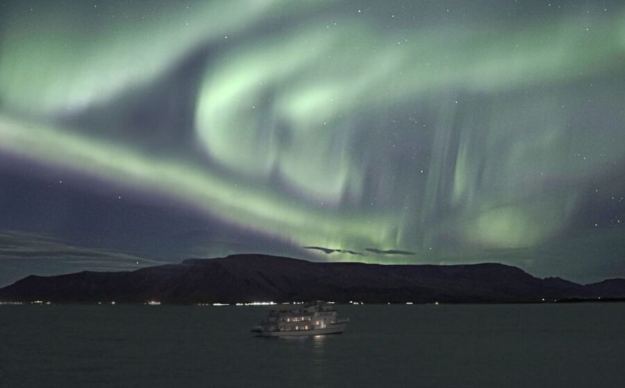 Reykjavik: 2-Hour Northern Lights by Boat with Backup Plan - Timing and the 2-hour reality check