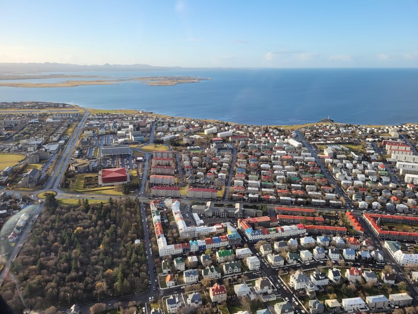 Reykjavik: 45-Minute Volcano Sightseeing Helicopter Tour - Price and value: what $624 per person buys you