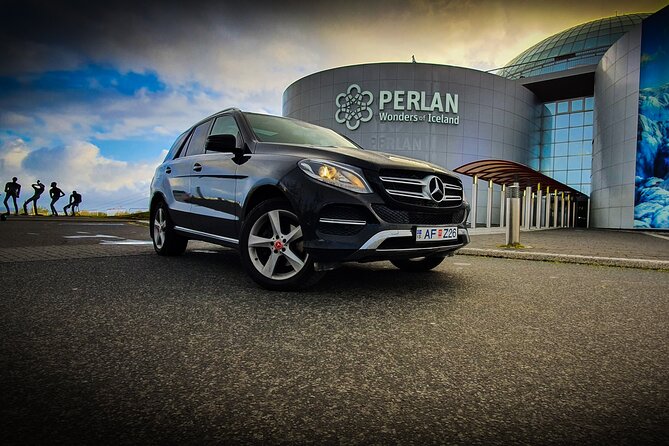 Reykjavik area to Keflavik Private Luxury Airport Transfer - Communication and mobile ticketing you can count on