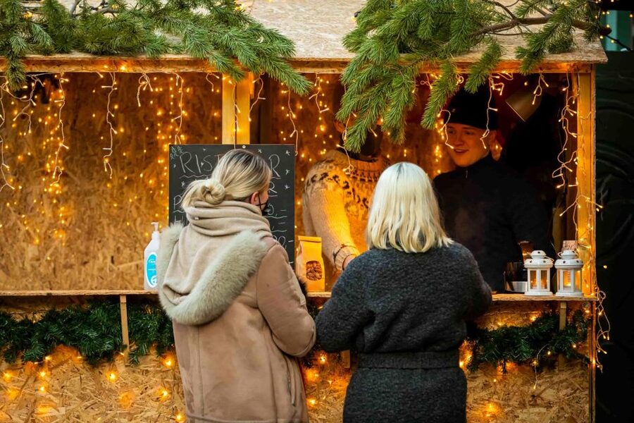 Reykjavik Christmas Walking Tour - The Santas, Grýla, and the ferocious Christmas Cat: why the stories matter