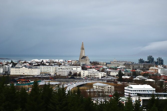 Reykjavik City Private Tour - Stop 2, Hofdi House: the Cold War handshake at the waterfront