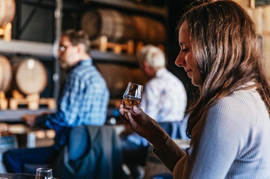 Reykjavik: Eimverk Distillery Guided Tour with Tasting - The Tasting Room Sessions: How to Taste Smarter Without Overthinking It