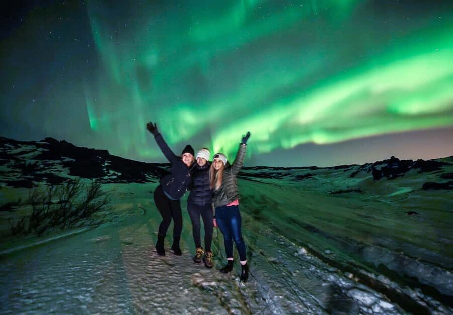 Reykjavik: Evening Lava Tunnel and Northern Lights Hunt - Why the Raufarhólshellir lava tube feels extra special in the evening
