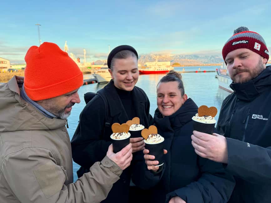 Reykjavik: Food Tour with 6+ Tastings of Icelandic Classics - The Icelandic hot dog stop: the icon you should not skip