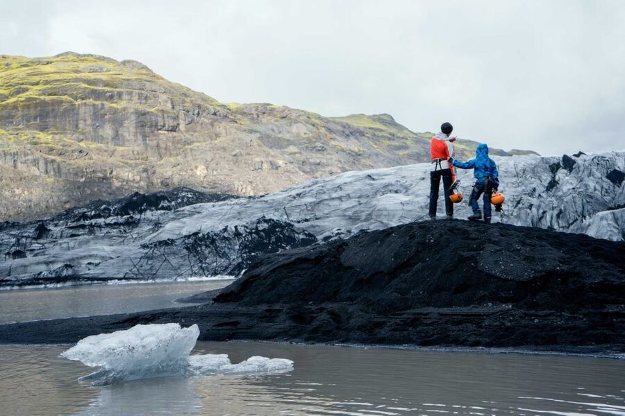 Reykjavik: Glacier Hike, Waterfalls and Black Sand Beach - Seljalandsfoss: the waterfall you can walk behind