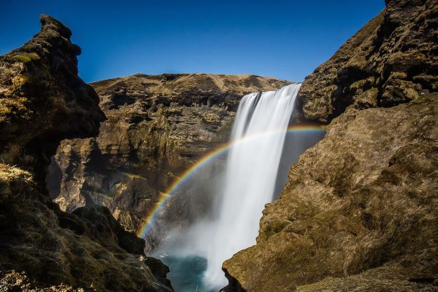 Reykjavik: Glacier Lagoon Boat Ride & Diamond Beach Day Tour - Price and logistics, what $264 buys for 14 hours