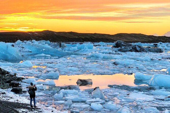 Reykjavik: Glacier Lagoon, Diamond Beach & South Coast Day Tour - Jökulsárlón Glacier Lagoon: how the icebergs actually look