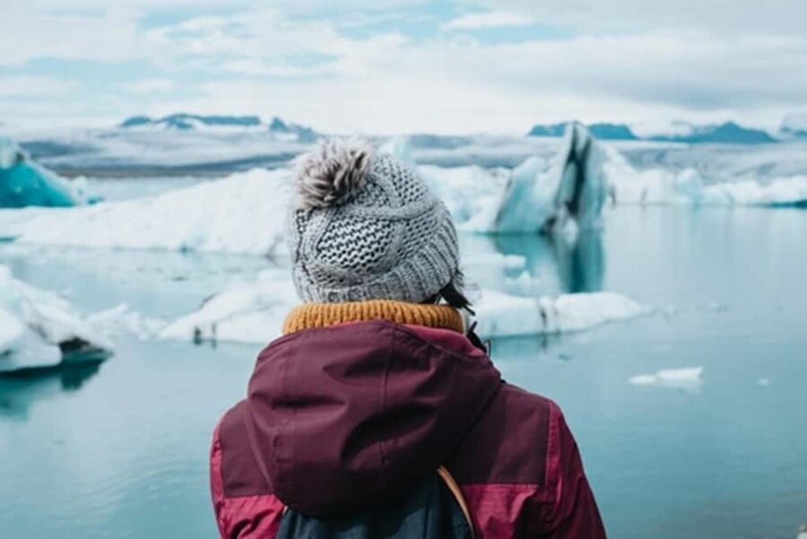 Reykjavik: Glacier Lagoon, Diamond & Black Beach 冰岛冰河湖中文一日团 - Price, logistics, and why this tour can be good value