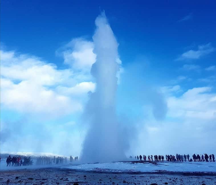 Reykjavík: Golden Circle, 2 Geysers & Geothermal Bakery Tour - Price and value: why $134 can feel fair