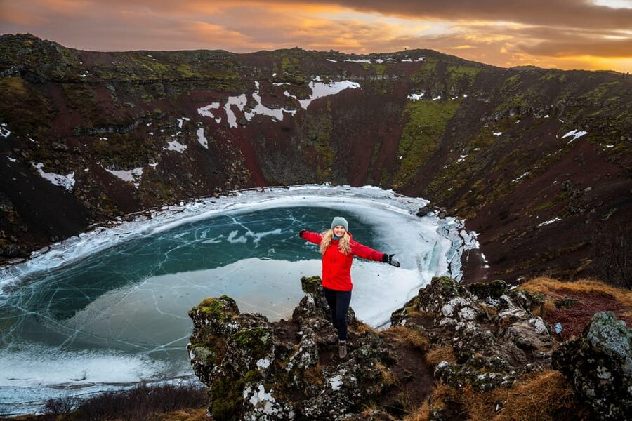 Reykjavík: Golden Circle and Silfra Snorkeling Combo Tour - Thingvellir National Park: plates, parliament, and a walk you can feel