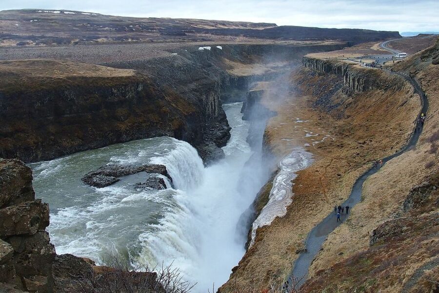 Reykjavík: Golden Circle, Bruarfoss, and Kerid Crater Tour - Geysir geothermal area: feeling the heat and catching Strokkur