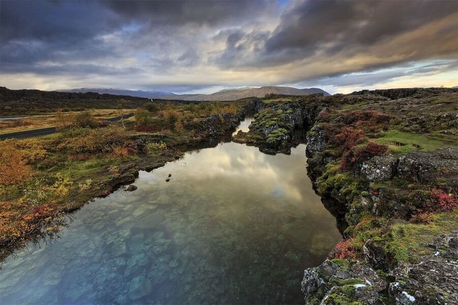 Reykjavík: Golden Circle, Bruarfoss, and Kerid Crater Tour - Kerið crater: color contrast in a 30-minute photo mission