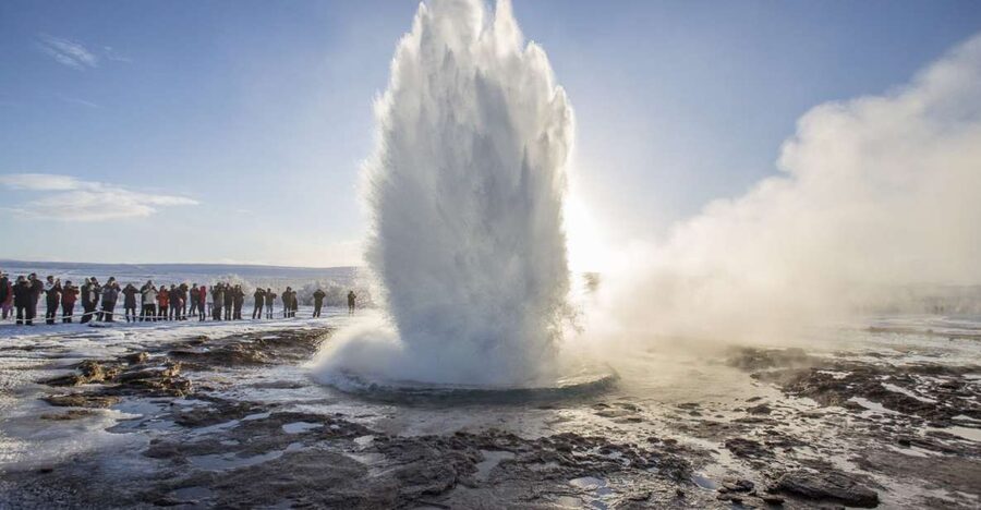 Reykjavík: Golden Circle, Bruarfoss, and Kerid Crater Tour - Pickup in central Reykjavík and how the timing really feels