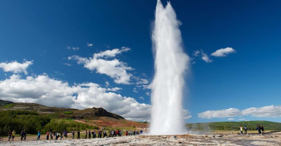 Reykjavik: Golden Circle Day Tour with optional Blue Lagoon - Why the Golden Circle feels so satisfying in one long day