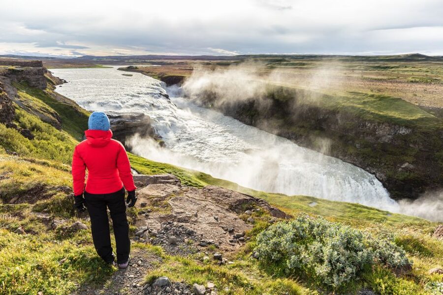 Reykjavik: Golden Circle Day Trip with Blue Lagoon Transfer - Gullfoss waterfall: 32 meters of payoff in a weather-changing setting