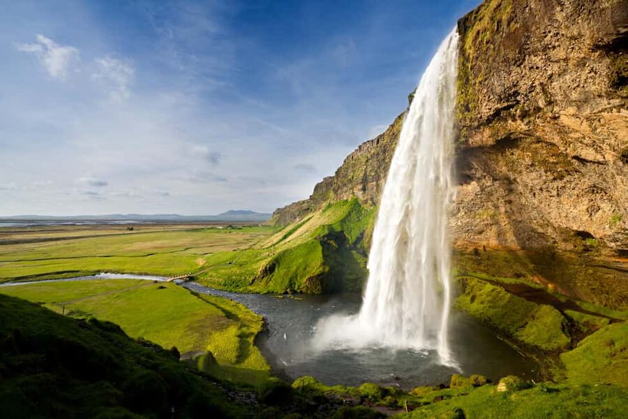 Reykjavík: Golden Circle & Extra Waterfalls Small Group Tour - Key things that make this tour worth your time