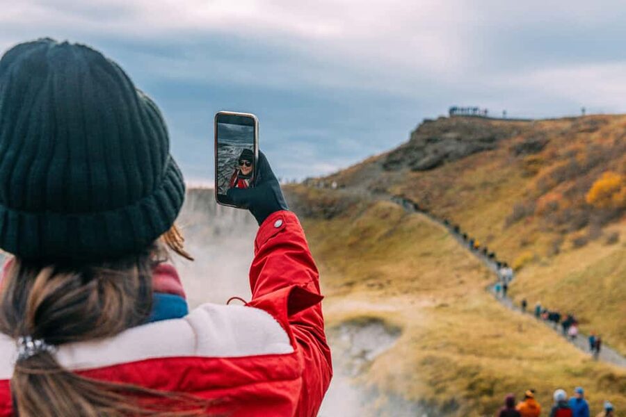 Reykjavik: Golden Circle, Geothermal Lagoon & Fridheimar - Gullfoss Waterfall: Getting the Close-Up Without Losing Your Shoes