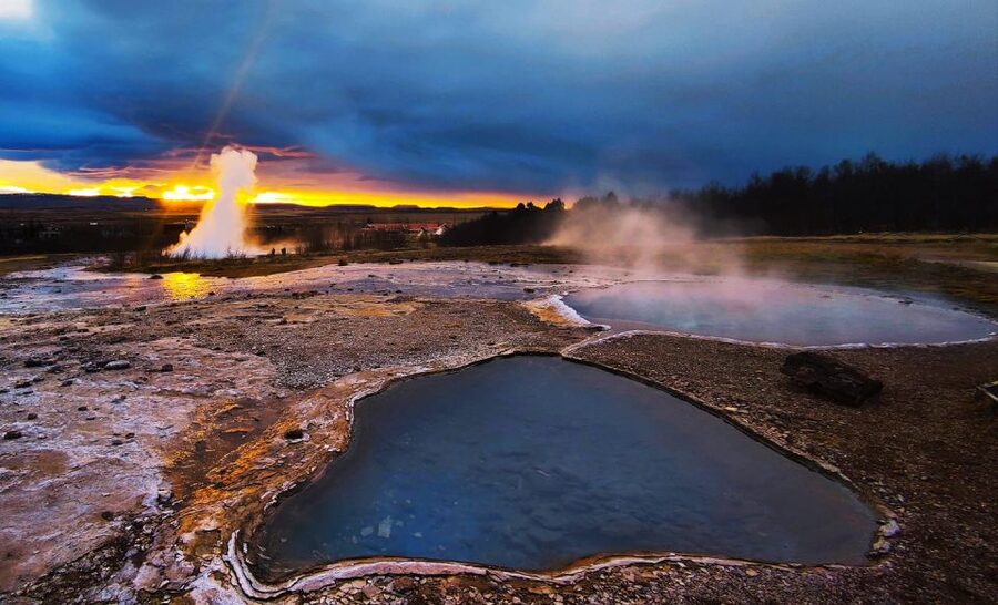Reykjavik: Golden Circle, Kerid Crater and Sky Lagoon Tour - Geysir geothermal area: watching Strokkur fire off