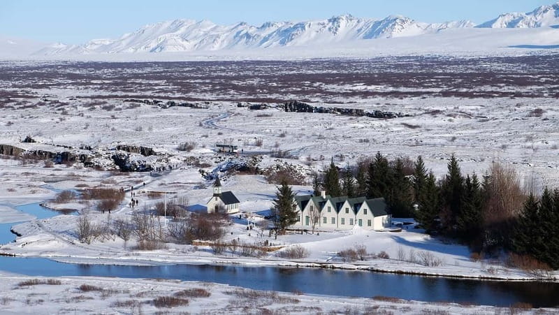 Reykjavik: Golden Circle Super Jeep and Snowmobile Tour - Þingvellir and Haukadalur: two very different kinds of Iceland